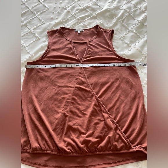 Moa Moa Top Rust Wrap With Cutout Size Large tank sleeveless blouse draped - Picture 7 of 9